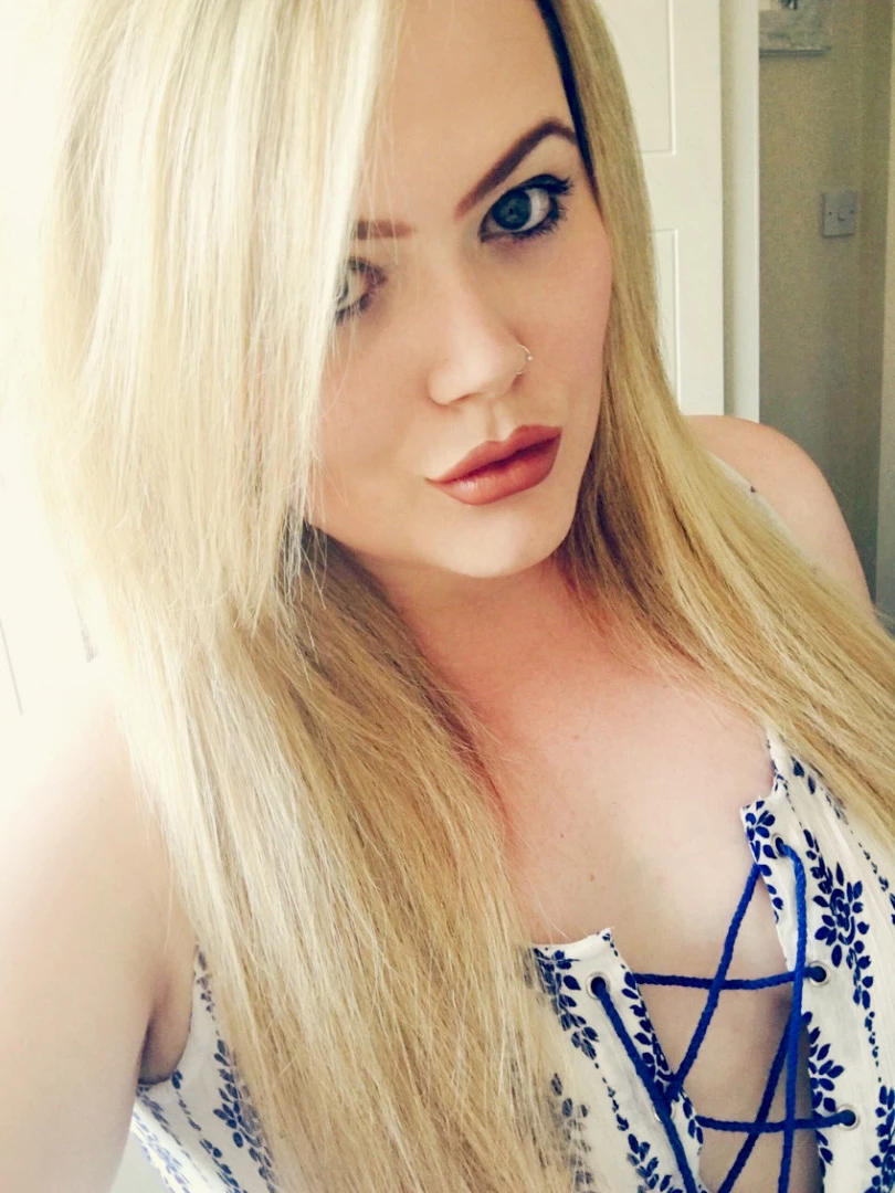 Miss Laura [ mistresslaura11 ] Onlyfans leaked photo 10039370 on Hotleaks.tv
