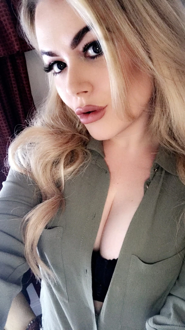 Miss Laura [ mistresslaura11 ] Onlyfans leaked photo 10039591 on Hotleaks.tv