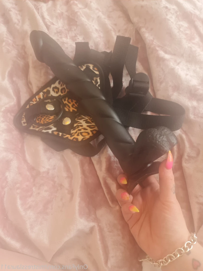 Miss Laura [ mistresslaura11 ] Onlyfans leaked photo 10116523 on Hotleaks.tv