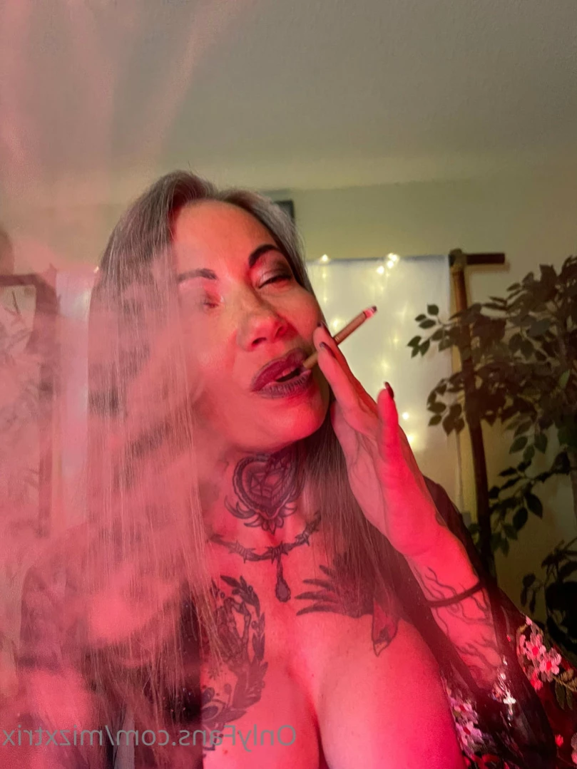 mizxtrix Onlyfans leaked photo 14348453 on Hotleaks.tv