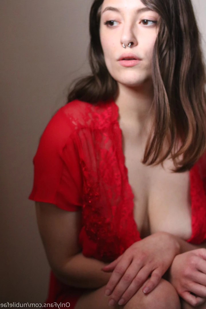 elle 🌱 [ nubilefae ] Onlyfans leaked photo 8309970 on Hotleaks.tv