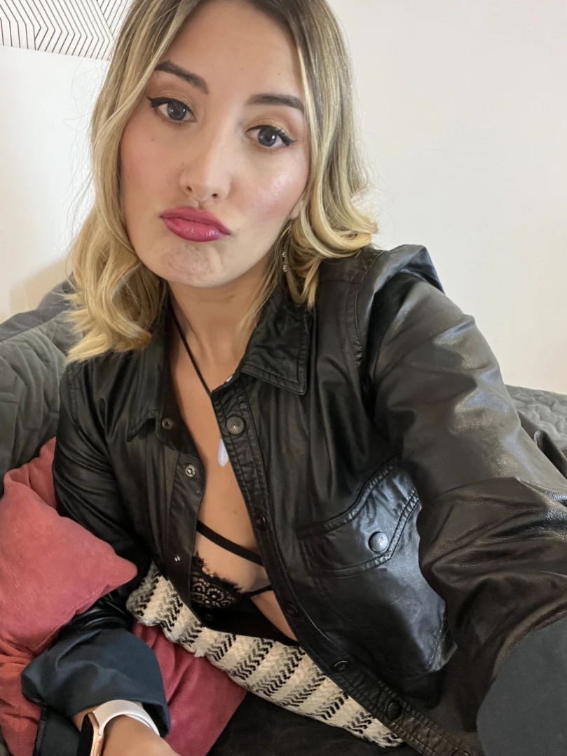 Olivia Smith 🔥 [ olivia_smiith ] Onlyfans leaked photo 12457314 on Hotleaks.tv