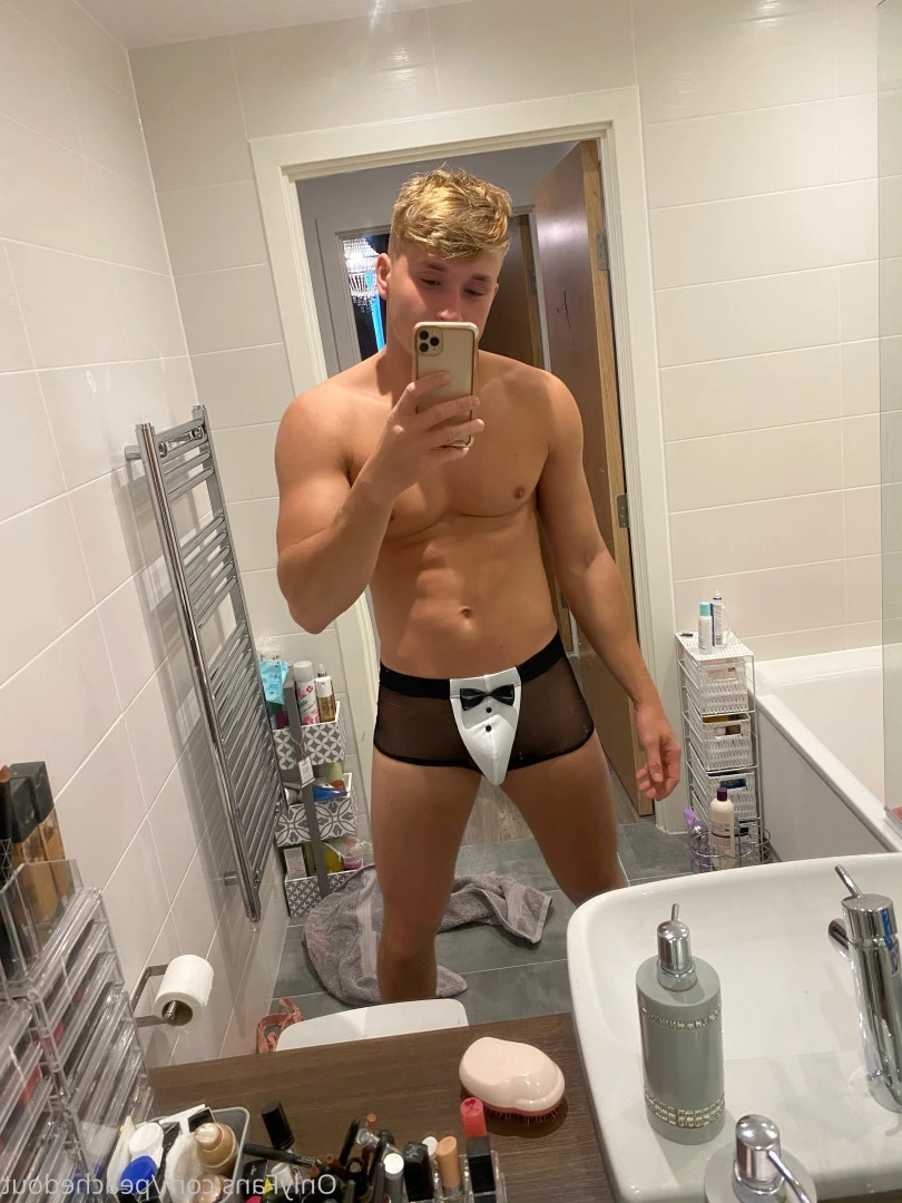 Oscar Jenson [ oscarjenson ] Onlyfans leaked photo 10170756 on Hotleaks.tv