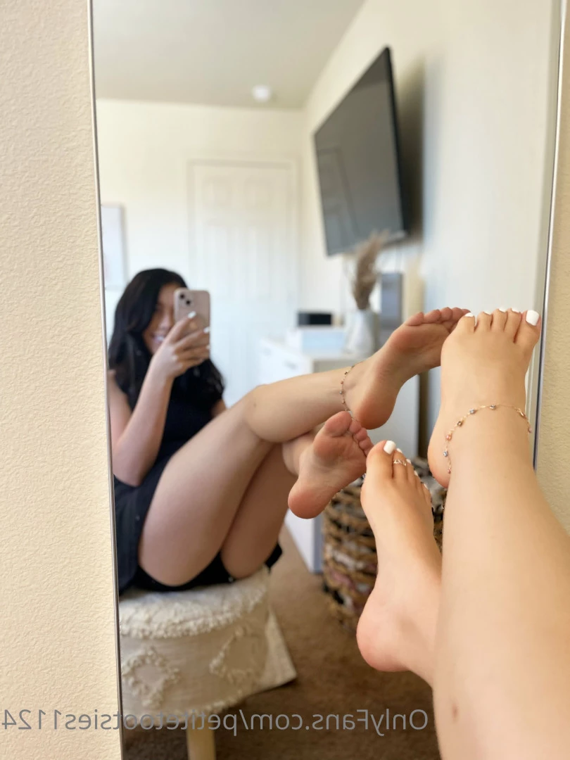 petitetootsies1124 Onlyfans leaked photo 8127931 on Hotleaks.tv