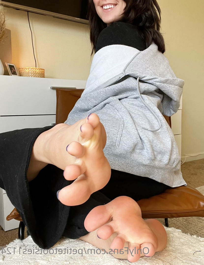 petitetootsies1124 Onlyfans leaked photo 8129480 on Hotleaks.tv