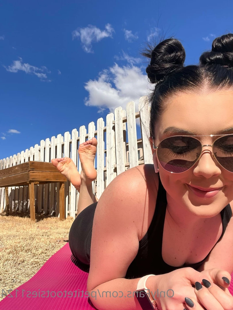 petitetootsies1124 Onlyfans leaked photo 8131541 on Hotleaks.tv