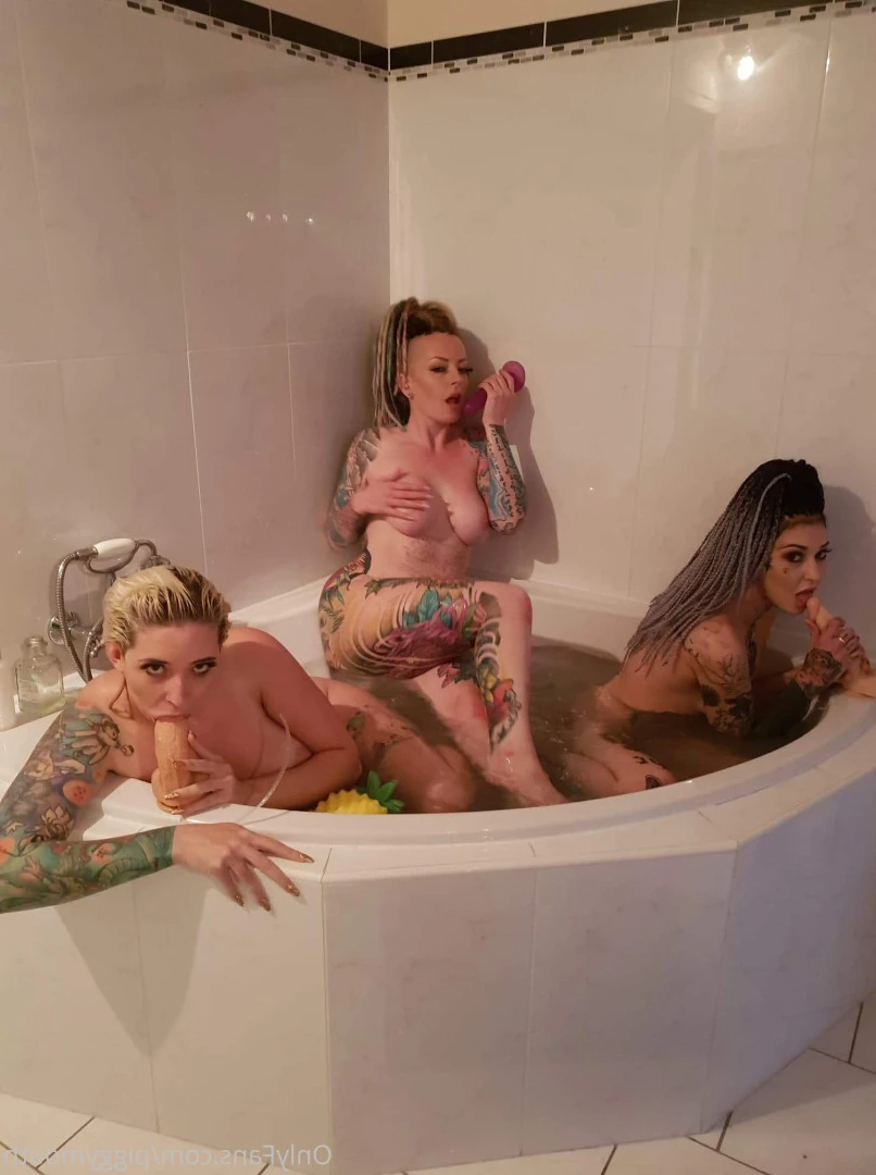 Piggy Mouth [ piggymouth ] Onlyfans leaked photo 10008370 on Hotleaks.tv