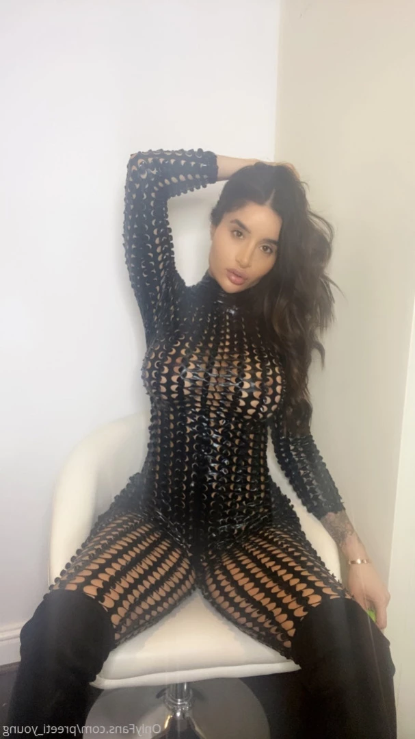 Preeti Babestation GFE 💗 [ preeti_young ] Onlyfans leaked photo 14299409 on Hotleaks.tv