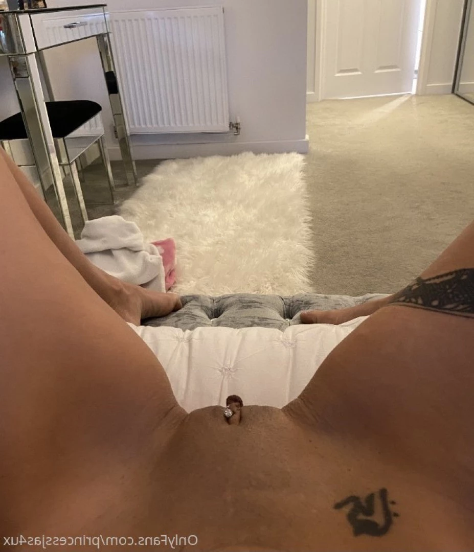 𝐂𝐨𝐜𝐤 𝐇𝐮𝐧𝐠𝐫𝐲 𝐏𝐨𝐬𝐡 𝐂𝐡𝐢𝐜𝐤 [ princessjas4ux ] Onlyfans leaked photo 10153911 on Hotleaks.tv