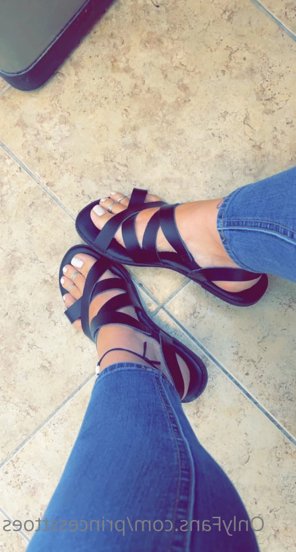 Princess Twinkle Toes [ princessttoes ] Onlyfans leaked photo 8349502 on Hotleaks.tv