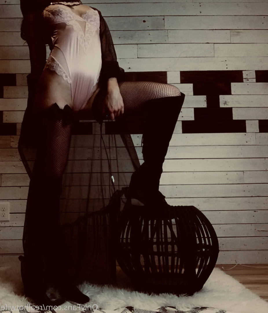 realhotwife Onlyfans leaked photo 10115237 on Hotleaks.tv