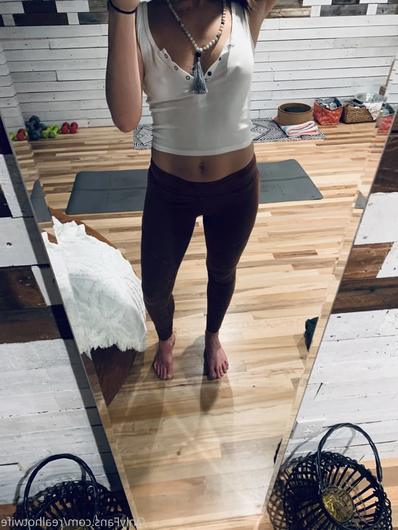 realhotwife Onlyfans leaked photo 10146152 on Hotleaks.tv
