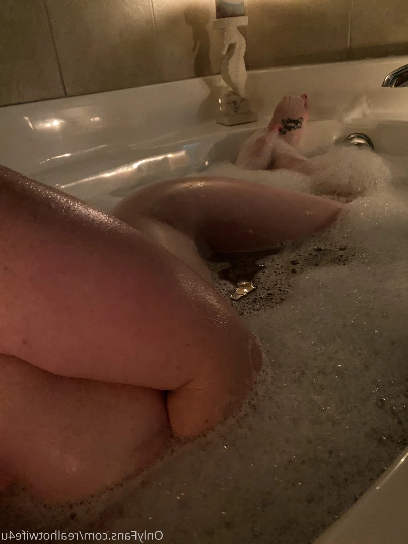 The Real Hotwife [ realhotwife4u ] Onlyfans leaked photo 8109824 on Hotleaks.tv