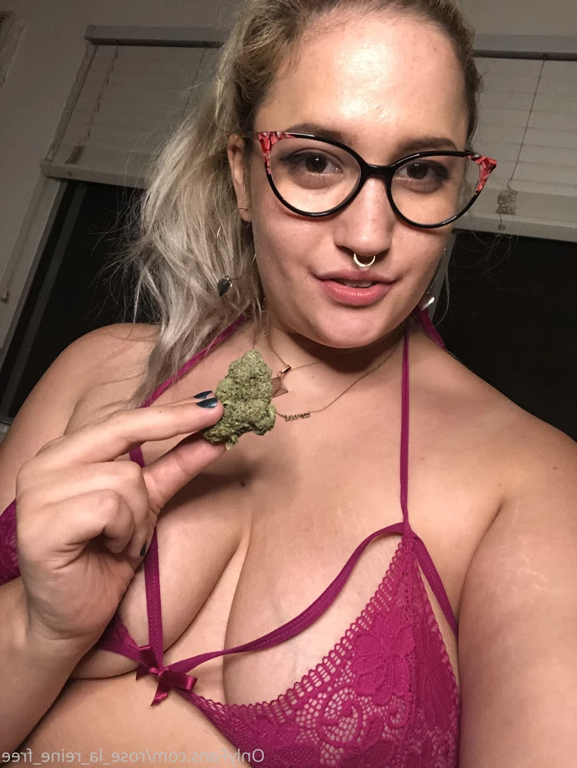 🌹𝓡𝓸𝓼𝓮 🌹 FULL VIDEOS ON WALL [ rose_la_reine_vip ] Onlyfans leaked photo 10128739 on Hotleaks.tv