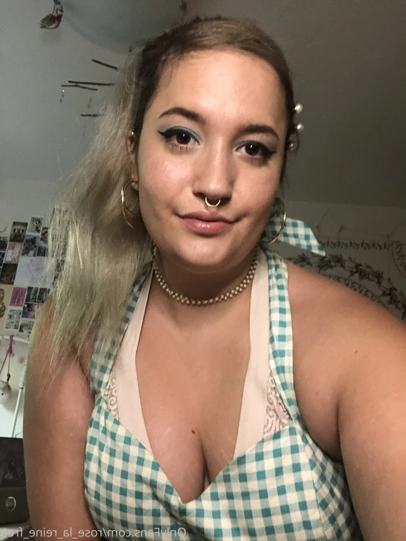 🌹𝓡𝓸𝓼𝓮 🌹 FULL VIDEOS ON WALL [ rose_la_reine_vip ] Onlyfans leaked photo 10131253 on Hotleaks.tv