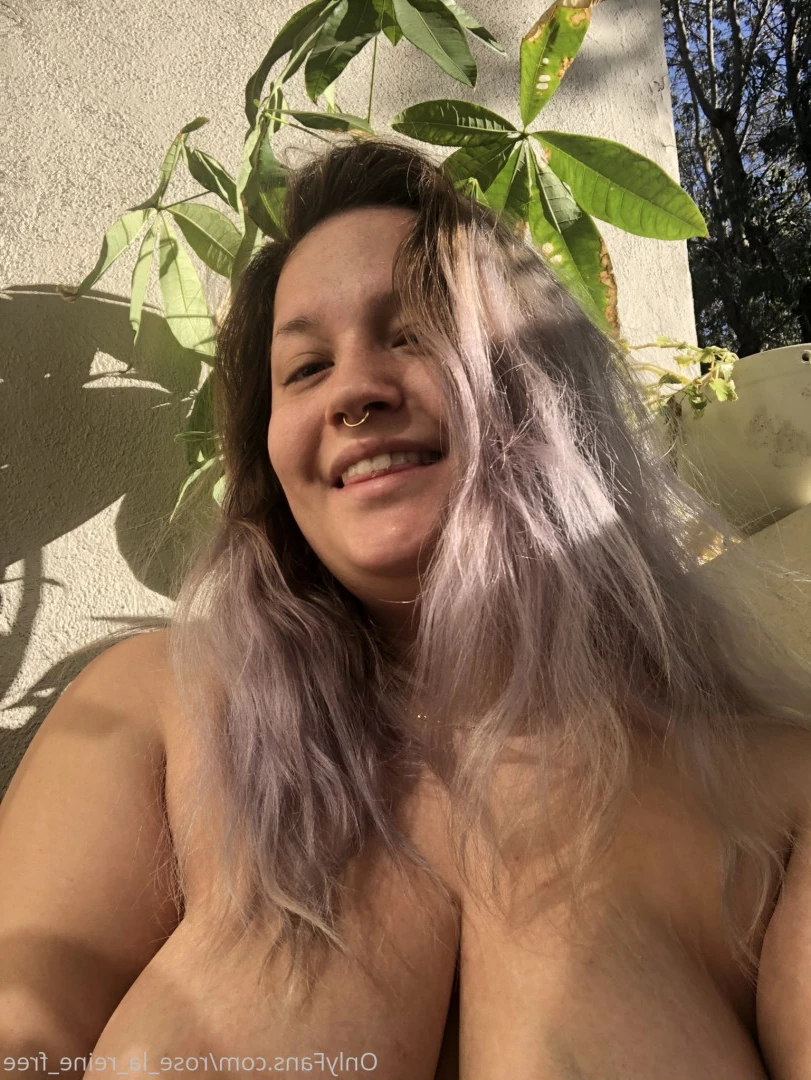 🌹𝓡𝓸𝓼𝓮 🌹 FULL VIDEOS ON WALL [ rose_la_reine_vip ] Onlyfans leaked photo 10131544 on Hotleaks.tv