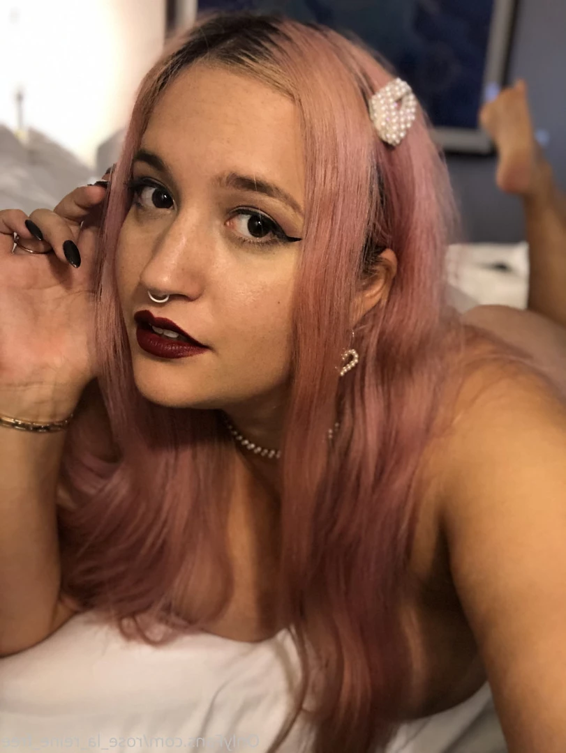 🌹𝓡𝓸𝓼𝓮 🌹 FULL VIDEOS ON WALL [ rose_la_reine_vip ] Onlyfans leaked photo 10136450 on Hotleaks.tv