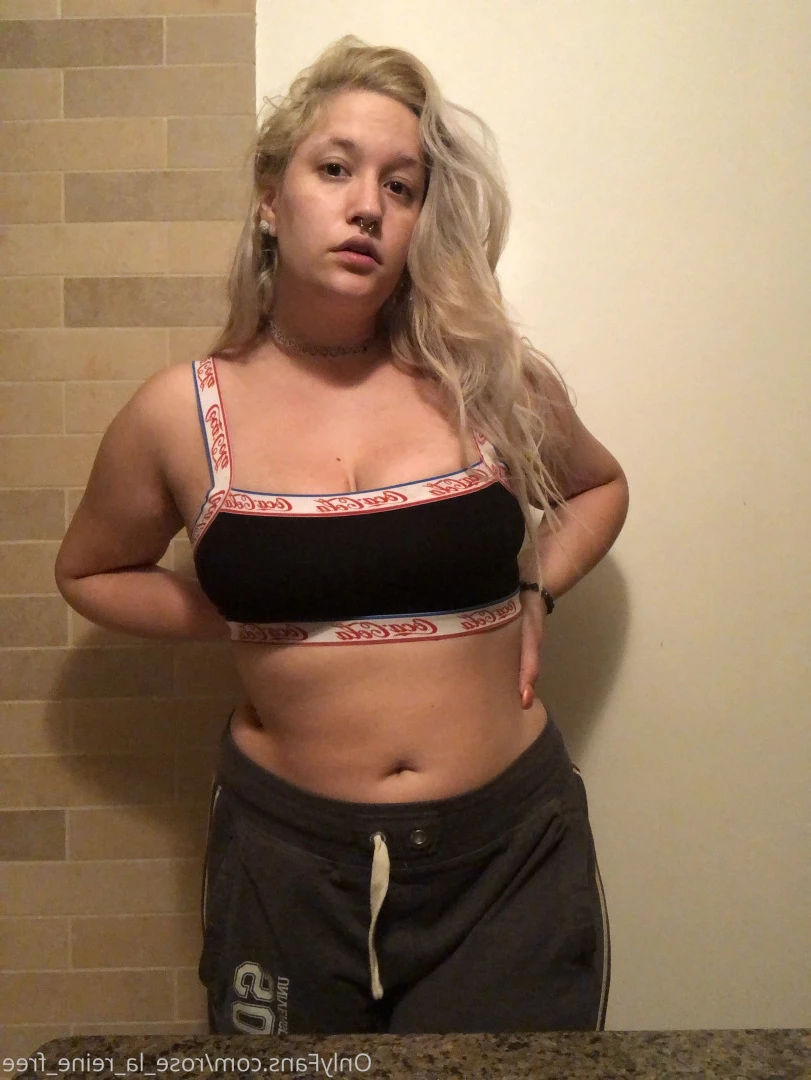 🌹𝓡𝓸𝓼𝓮 🌹 FULL VIDEOS ON WALL [ rose_la_reine_vip ] Onlyfans leaked photo 10137362 on Hotleaks.tv