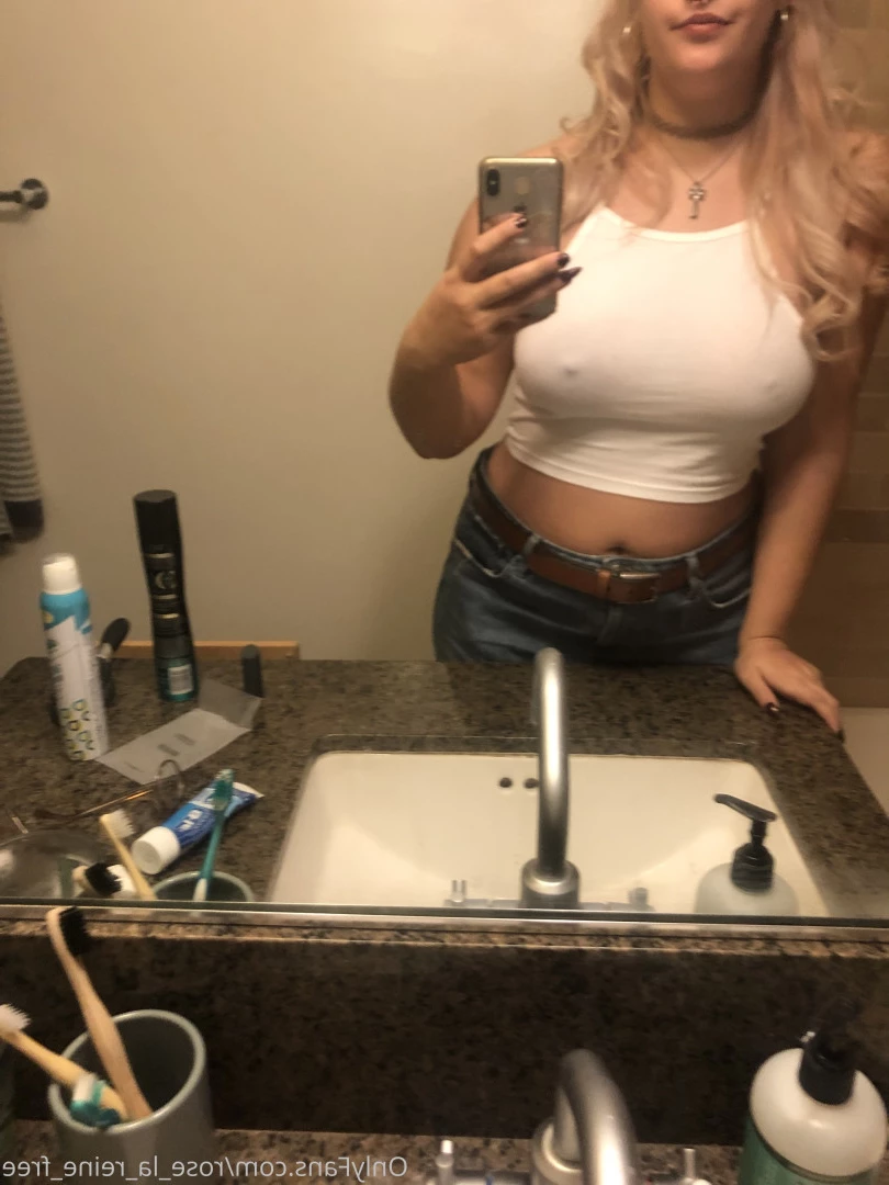 🌹𝓡𝓸𝓼𝓮 🌹 FULL VIDEOS ON WALL [ rose_la_reine_vip ] Onlyfans leaked photo 10138826 on Hotleaks.tv