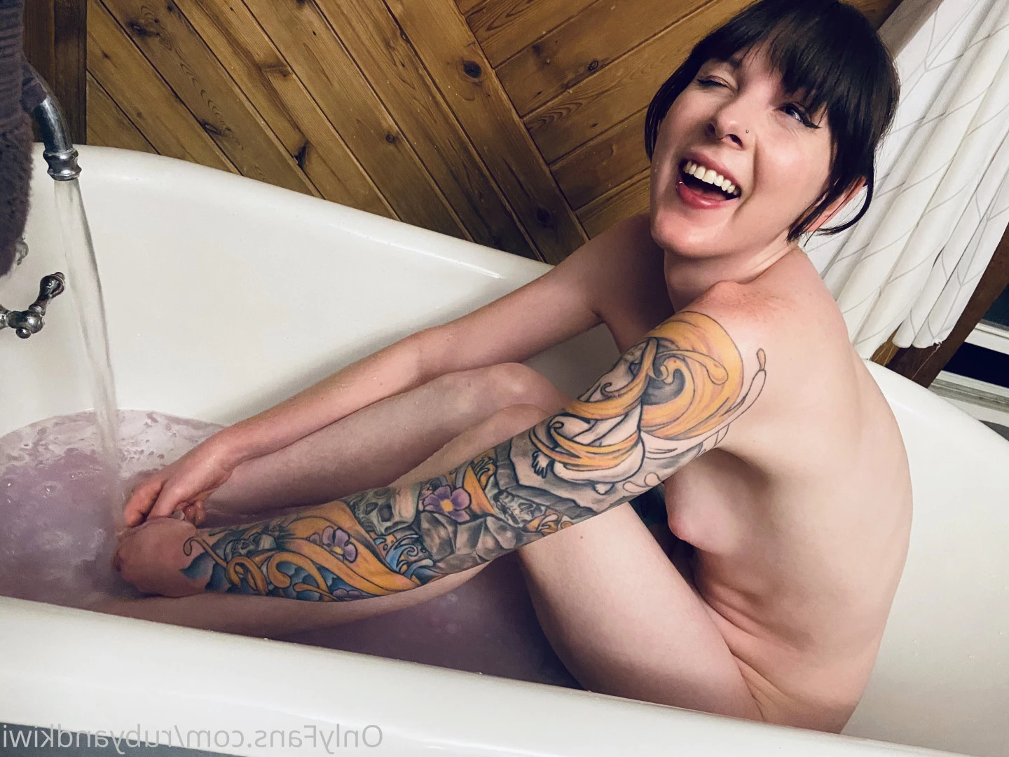 Ruby and Kiwi [ rubyandkiwi ] Onlyfans leaked photo 10365008 on Hotleaks.tv