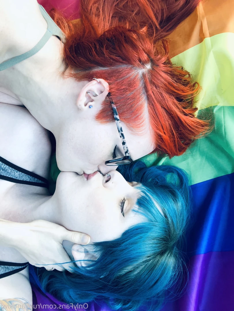 Ruby and Kiwi [ rubyandkiwi ] Onlyfans leaked photo 10375822 on Hotleaks.tv