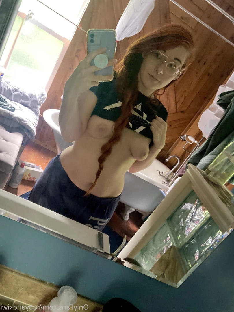 Ruby and Kiwi [ rubyandkiwi ] Onlyfans leaked photo 10386733 on Hotleaks.tv