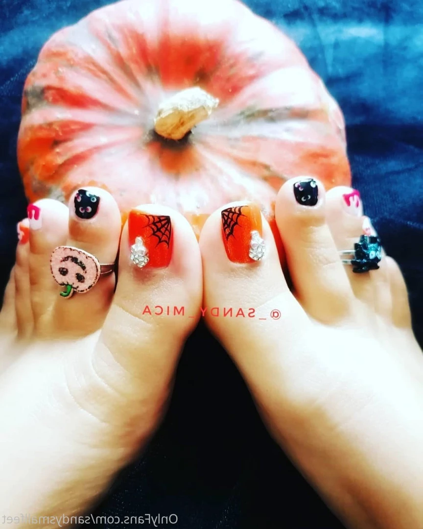 Mica Sandy [ sandysmallfeet ] Onlyfans leaked photo 10112481 on Hotleaks.tv