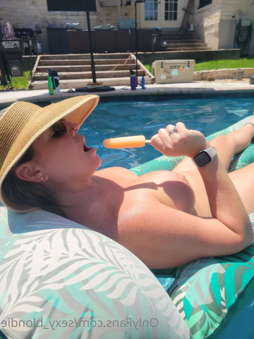 Bikini Nicole [ sexy_blondie ] Onlyfans leaked photo 8138742 on Hotleaks.tv