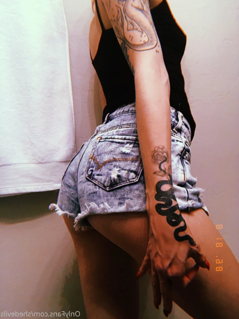 She Devil 😈 [ shedevils ] Onlyfans leaked photo 12189185 on Hotleaks.tv