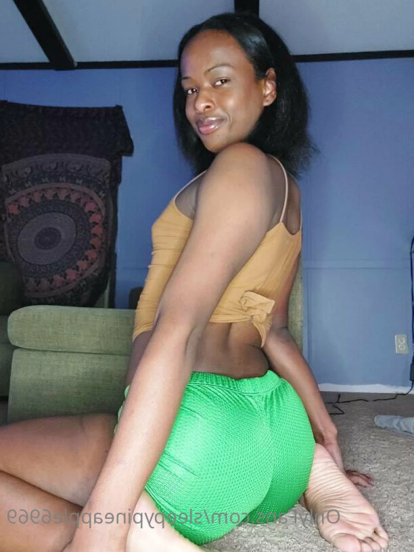 iris ✨ [ sleepypineapple6969 ] Onlyfans leaked photo 8118547 on Hotleaks.tv