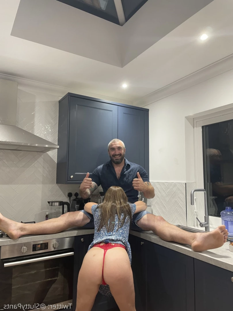 Average UK Mum [ averageukmum ] Onlyfans leaked photo 11007173 on Hotleaks.tv