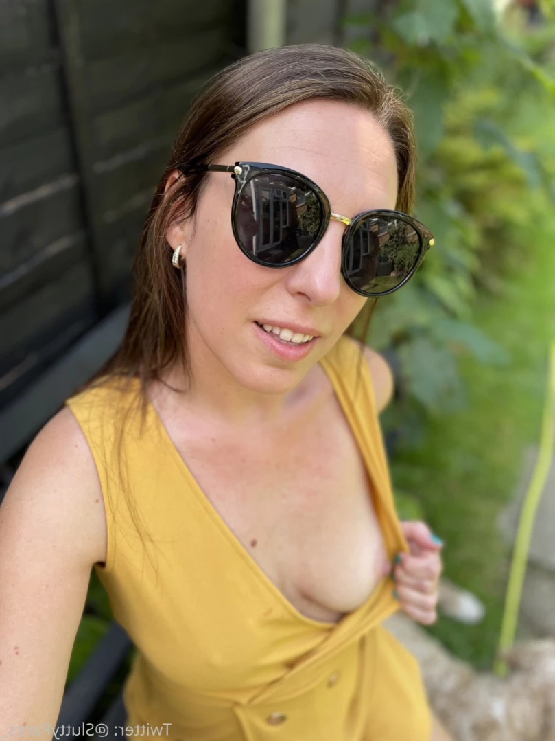 Average UK Mum [ averageukmum ] Onlyfans leaked photo 11426235 on Hotleaks.tv