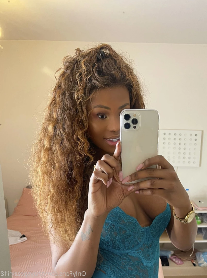 thays pezzini [ thayspezzini18 ] Onlyfans leaked photo 11495973 on Hotleaks.tv