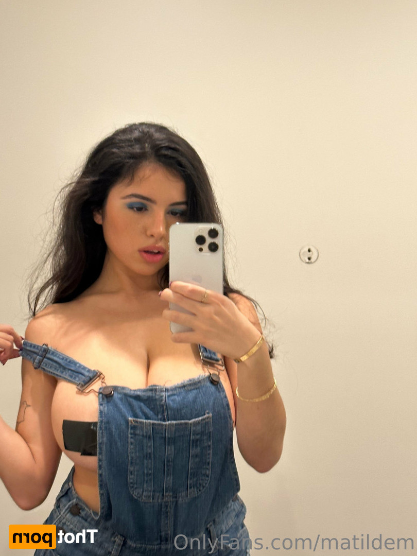 mati [ matildem ] Onlyfans leaked photo 16548867 on Hotleaks.tv