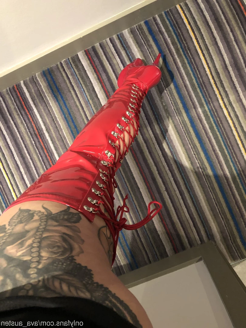 𝗔𝗩𝗔 '𝗙𝗔𝗞𝗘 𝗧𝗔𝗫𝗜 𝗤𝗨𝗘𝗘𝗡' 👑 𝗔𝗨𝗦𝗧𝗘𝗡 [ ava_austen ] Onlyfans leaked photo 9725511 on Hotleaks.tv