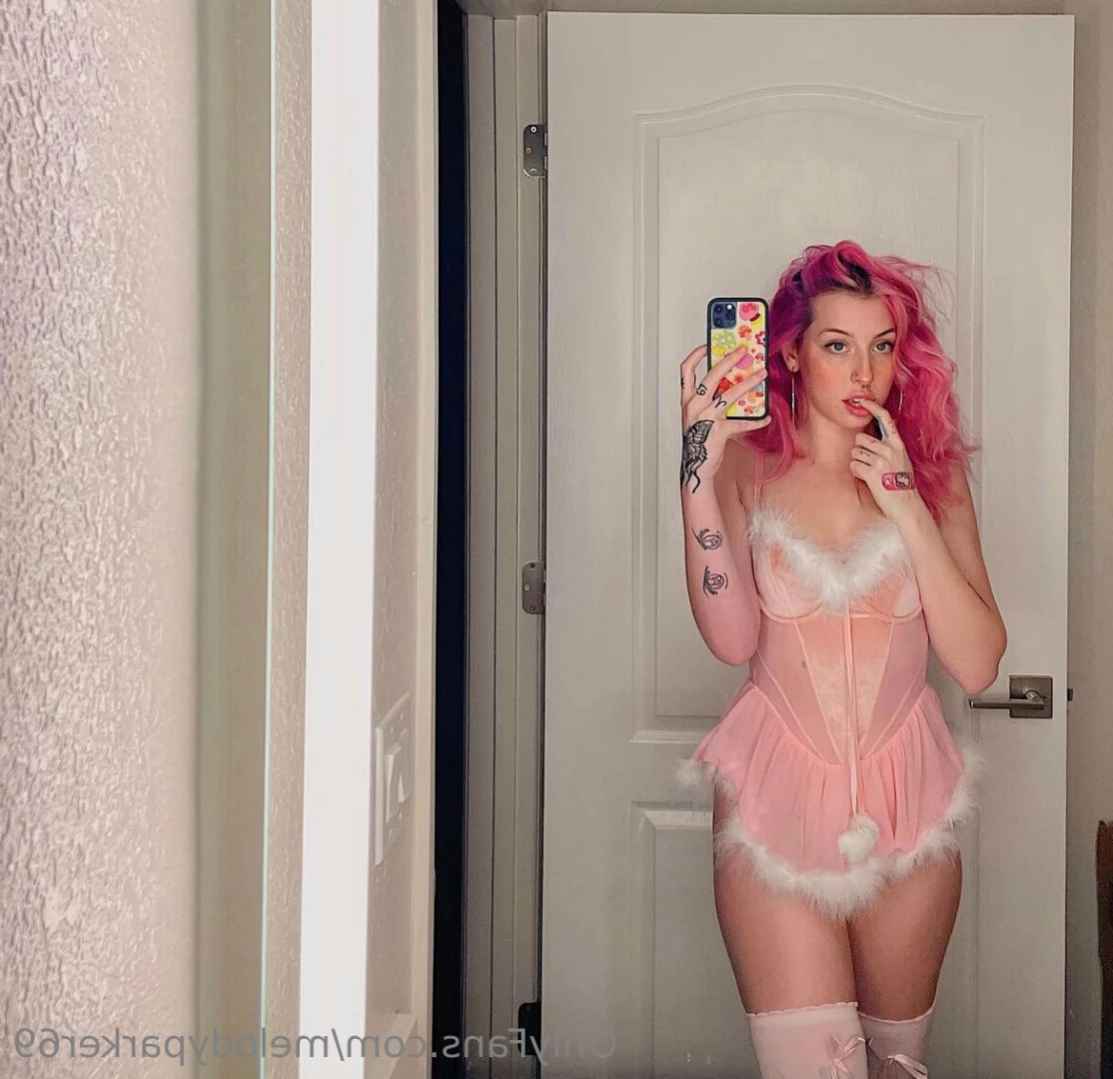 melody parker [ melodyparker69 ] Onlyfans leaked photo 14702261 on Hotleaks.tv