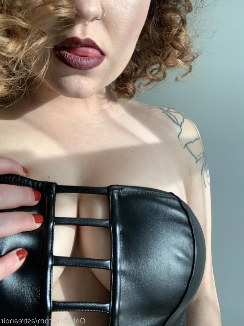 Astrea Noir [ astreanoir ] Onlyfans leaked photo 14611275 on Hotleaks.tv