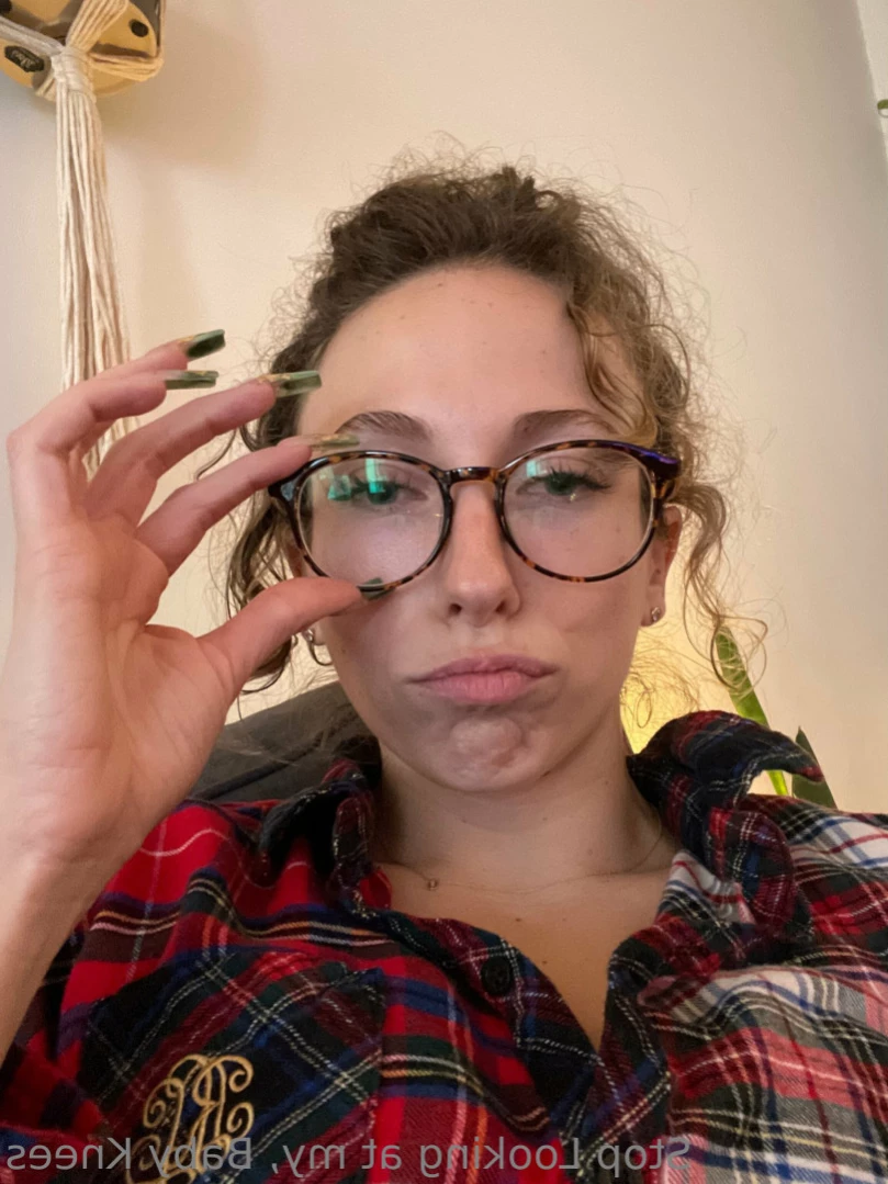 Baby Knees [ babyknees ] Onlyfans leaked photo 11639985 on Hotleaks.tv