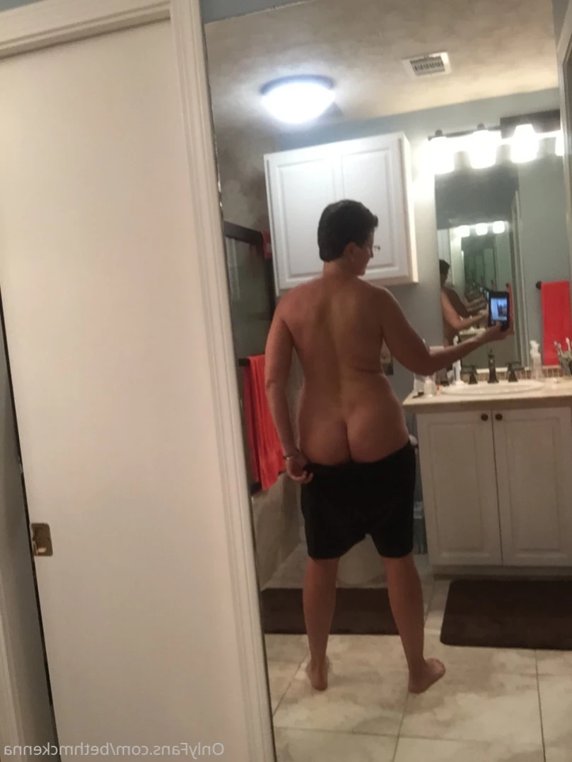 Beth McKenna [ bethmckenna ] Onlyfans leaked photo 14479862 on Hotleaks.tv