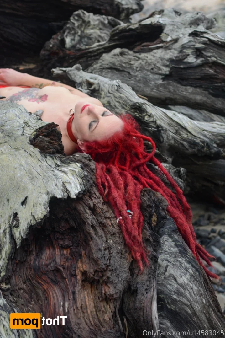Persephone [ dreadedredqueen ] Onlyfans leaked photo 14702041 on Hotleaks.tv