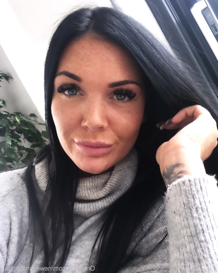 FRECKLES , ASS &amp; 36H NATURAL TITS [ emmaleigh ] Onlyfans leaked photo 11338434 on Hotleaks.tv