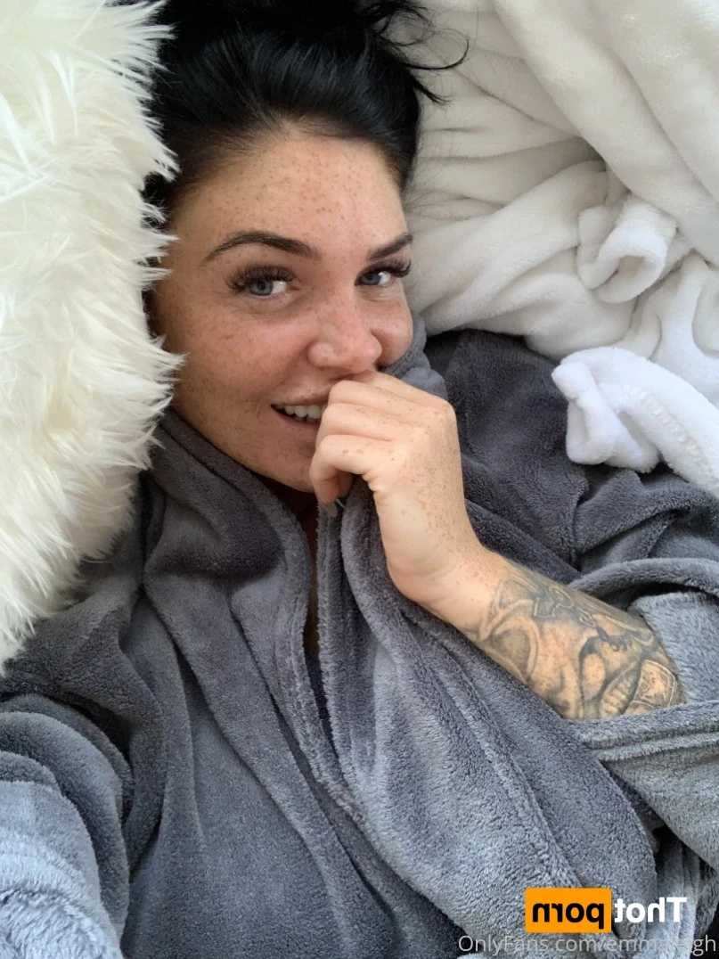 FRECKLES , ASS &amp; 36H NATURAL TITS [ emmaleigh ] Onlyfans leaked photo 11783105 on Hotleaks.tv