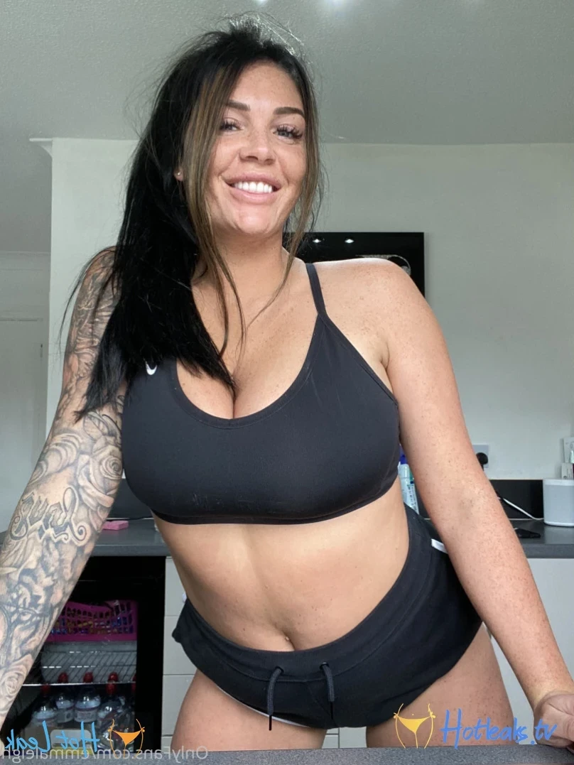 FRECKLES , ASS &amp; 36H NATURAL TITS [ emmaleigh ] Onlyfans leaked photo 12309436 on Hotleaks.tv