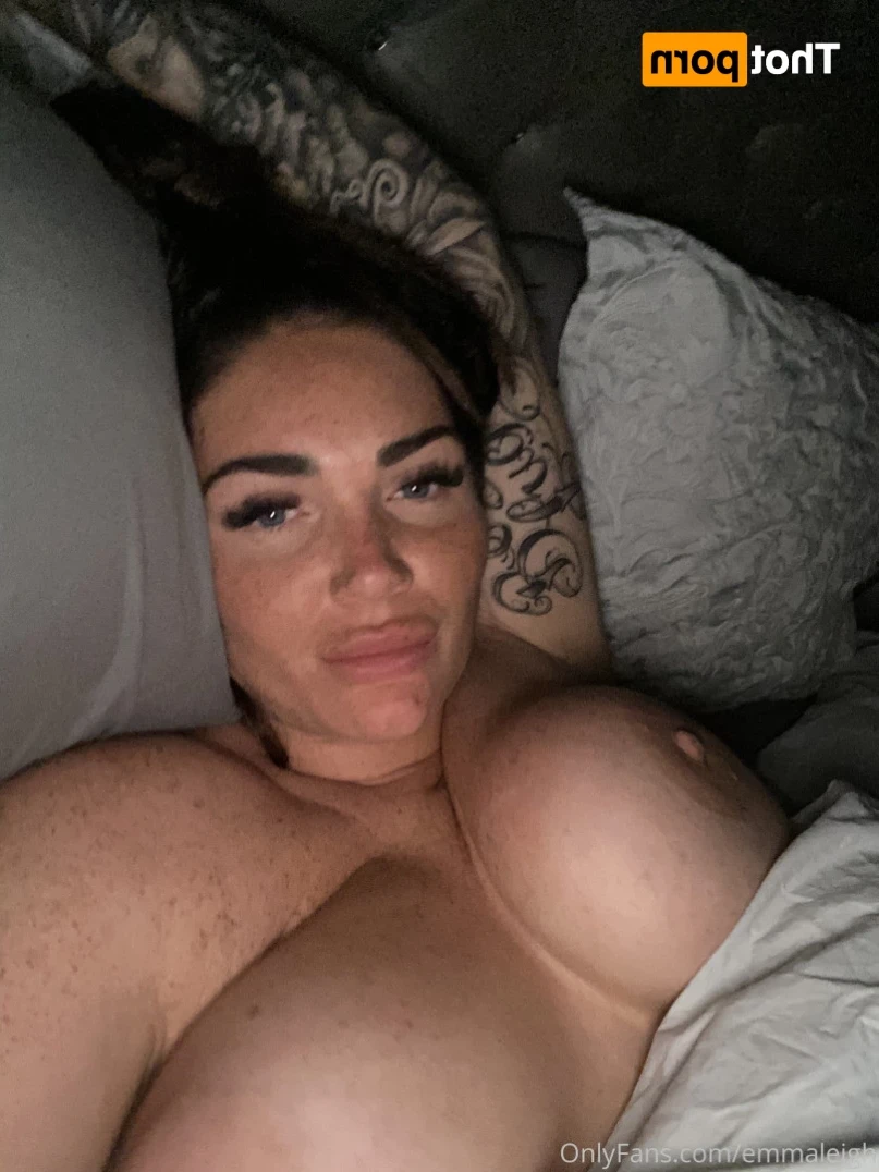 FRECKLES , ASS &amp; 36H NATURAL TITS [ emmaleigh ] Onlyfans leaked photo 12536623 on Hotleaks.tv