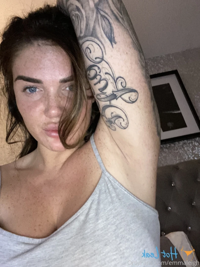 FRECKLES , ASS &amp; 36H NATURAL TITS [ emmaleigh ] Onlyfans leaked photo 13106490 on Hotleaks.tv
