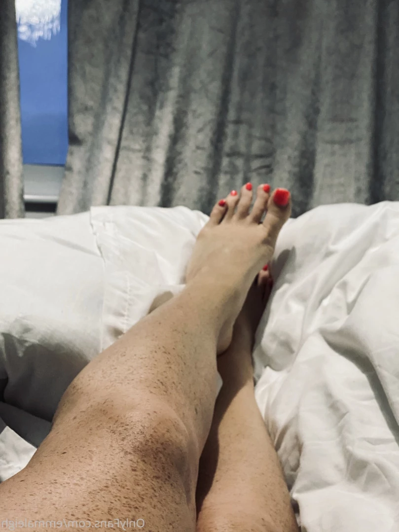 FRECKLES , ASS &amp; 36H NATURAL TITS [ emmaleigh ] Onlyfans leaked photo 13163759 on Hotleaks.tv