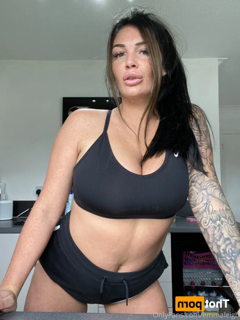 FRECKLES , ASS &amp; 36H NATURAL TITS [ emmaleigh ] Onlyfans leaked photo 13496384 on Hotleaks.tv