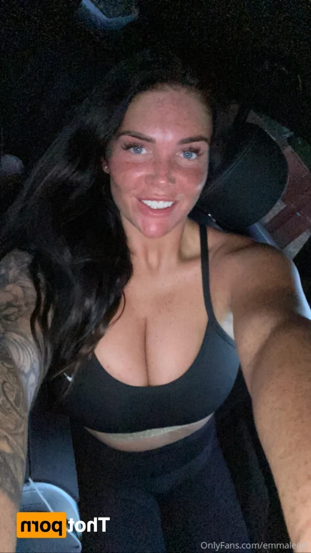 FRECKLES , ASS &amp; 36H NATURAL TITS [ emmaleigh ] Onlyfans leaked photo 13530873 on Hotleaks.tv