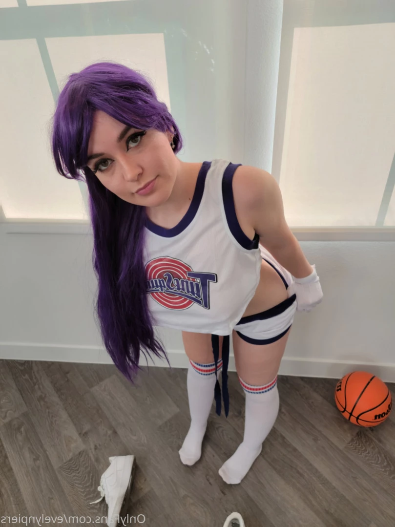 Evie [ evelynpiers ] Onlyfans leaked photo 15490667 on Hotleaks.tv