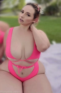 15989600